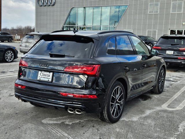 2025 Audi SQ5 Premium Plus