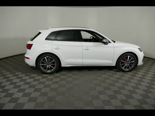 2025 Audi SQ5 Premium Plus