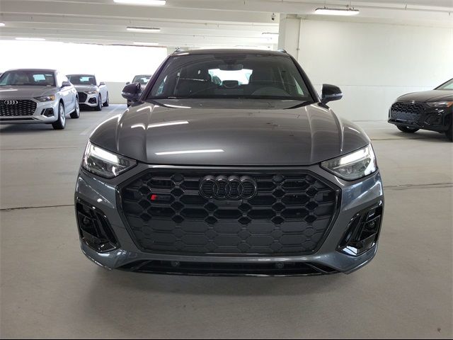 2025 Audi SQ5 Premium Plus