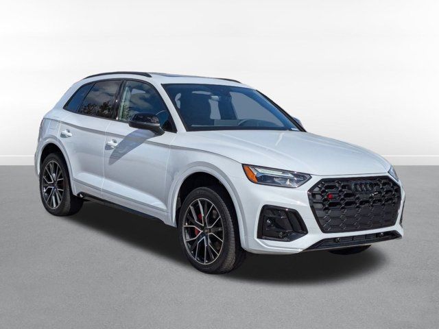 2025 Audi SQ5 Premium Plus