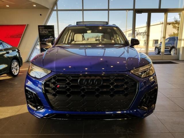 2025 Audi SQ5 Premium Plus