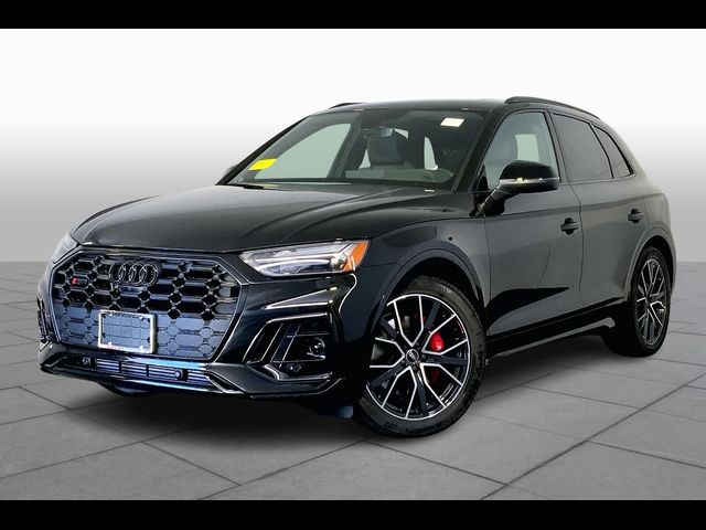 2025 Audi SQ5 Premium Plus