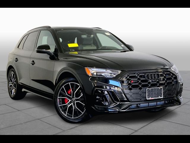 2025 Audi SQ5 Premium Plus