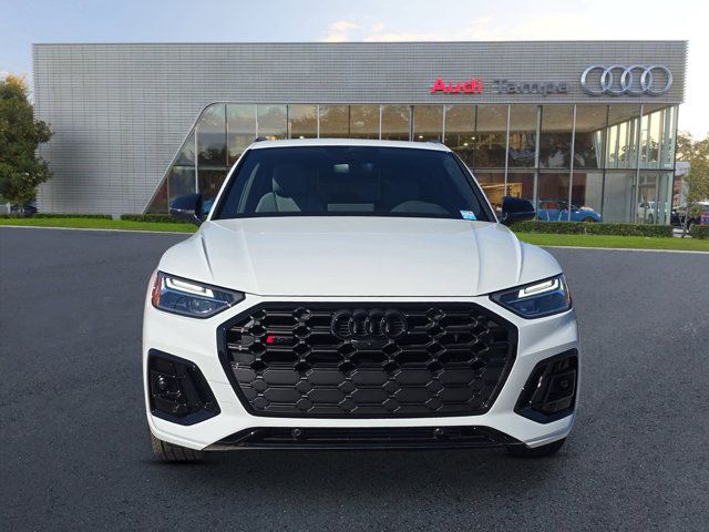 2025 Audi SQ5 Premium Plus