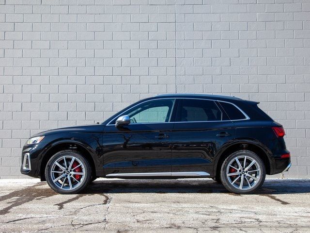 2025 Audi SQ5 Premium Plus