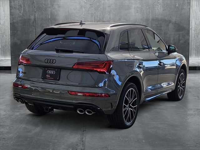 2025 Audi SQ5 Premium Plus