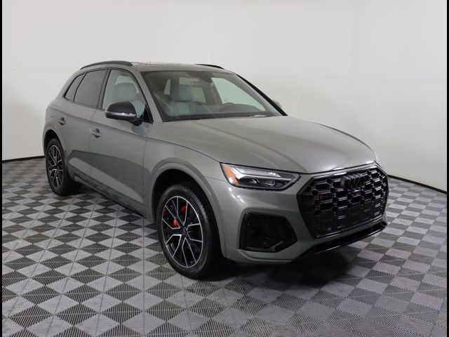 2025 Audi SQ5 Premium Plus