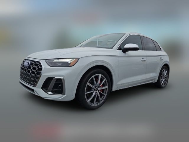 2025 Audi SQ5 Premium Plus