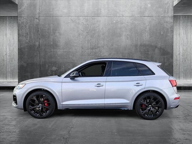 2025 Audi SQ5 Premium Plus