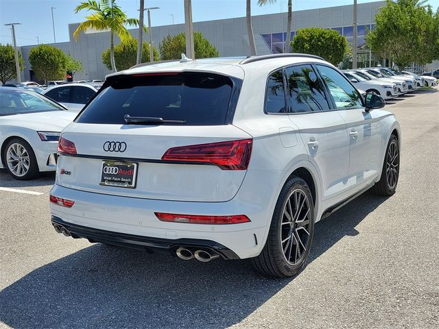 2025 Audi SQ5 Premium Plus