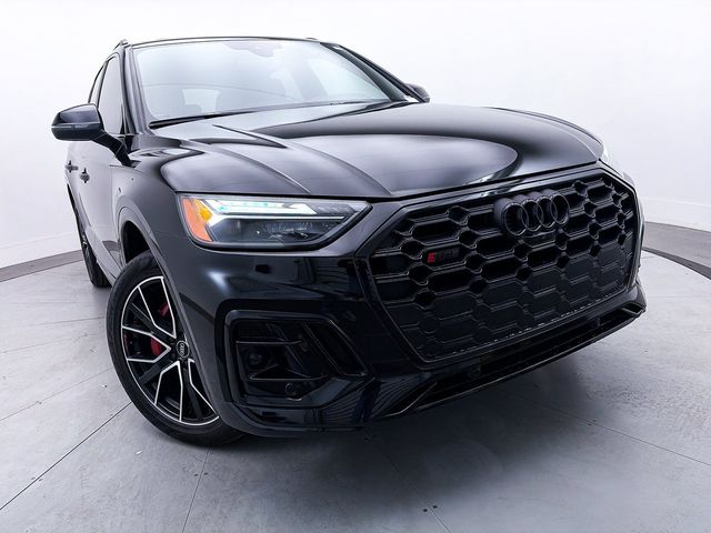 2025 Audi SQ5 Premium Plus