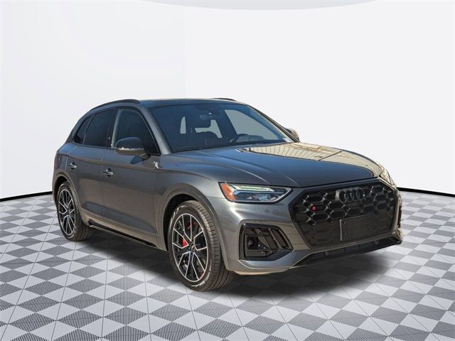 2025 Audi SQ5 Premium Plus