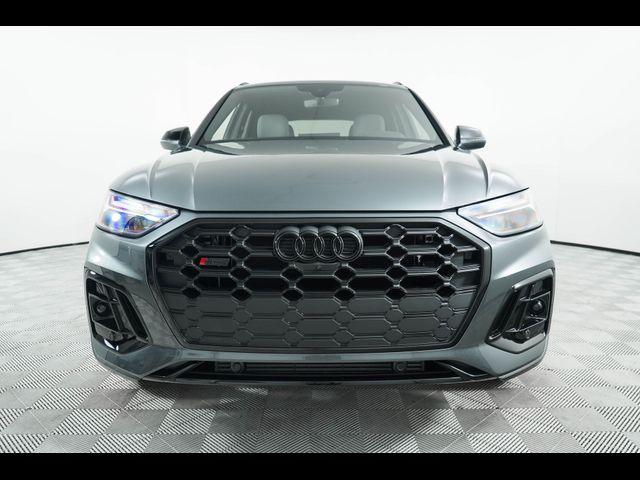 2025 Audi SQ5 Premium Plus