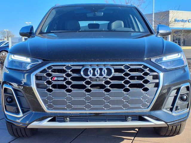 2025 Audi SQ5 Premium Plus