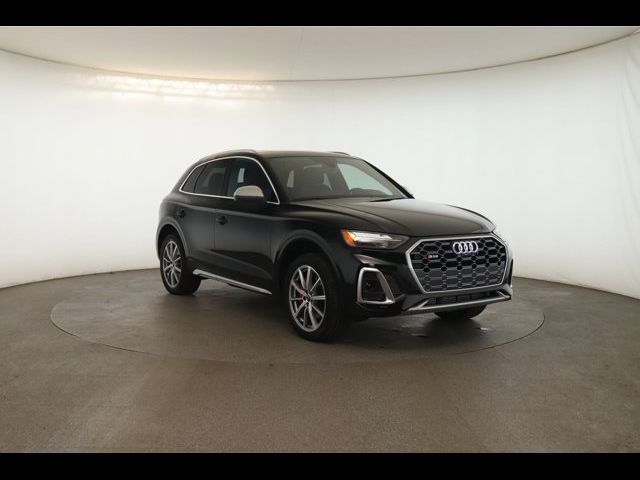 2025 Audi SQ5 Premium Plus