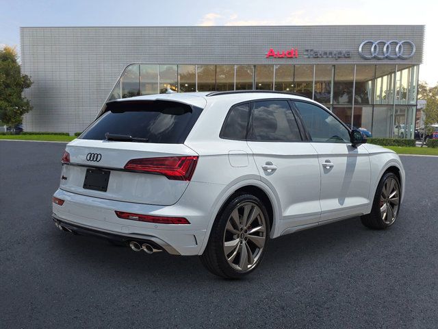 2025 Audi SQ5 Premium Plus