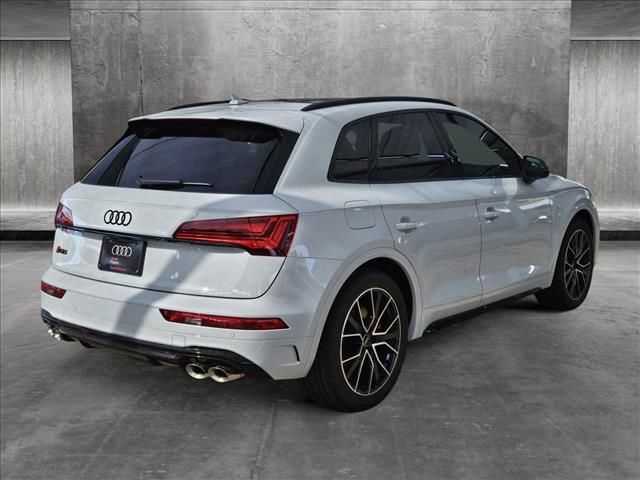 2025 Audi SQ5 Premium Plus