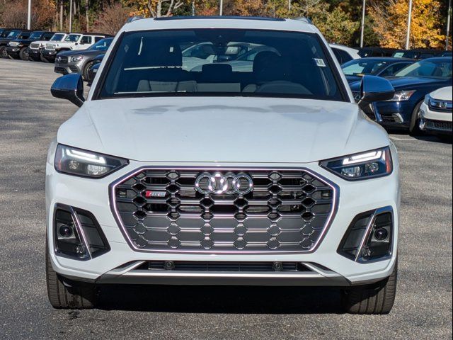 2025 Audi SQ5 Premium Plus