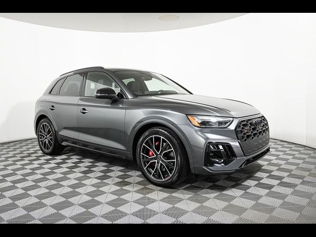 2025 Audi SQ5 Premium Plus