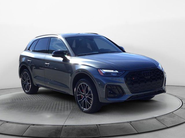 2025 Audi SQ5 Premium Plus