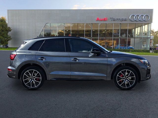 2025 Audi SQ5 Premium Plus