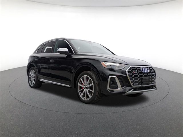2025 Audi SQ5 Premium Plus