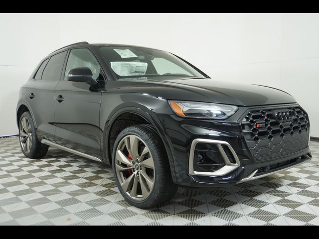 2025 Audi SQ5 Premium Plus