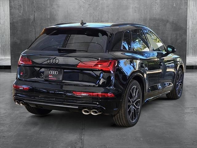 2025 Audi SQ5 Premium Plus