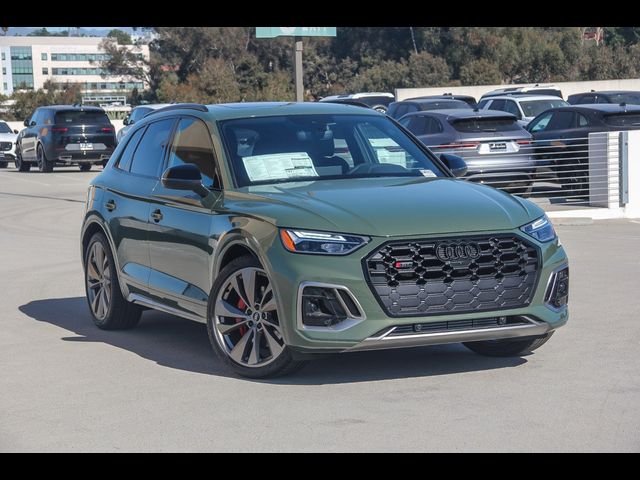 2025 Audi SQ5 Premium Plus