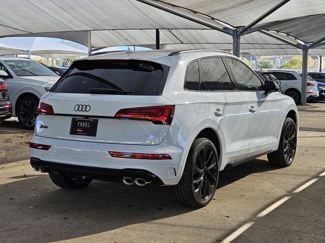 2025 Audi SQ5 Premium Plus