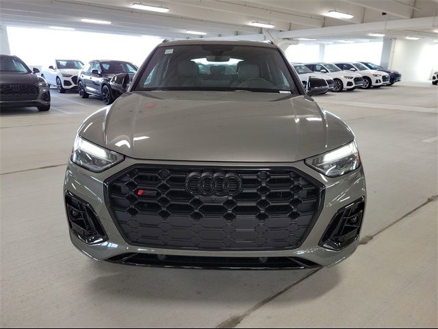 2025 Audi SQ5 Premium Plus