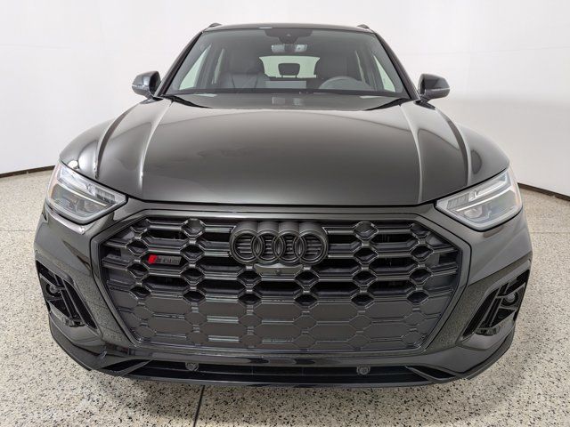 2025 Audi SQ5 Premium Plus