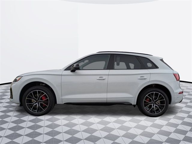 2025 Audi SQ5 Premium Plus