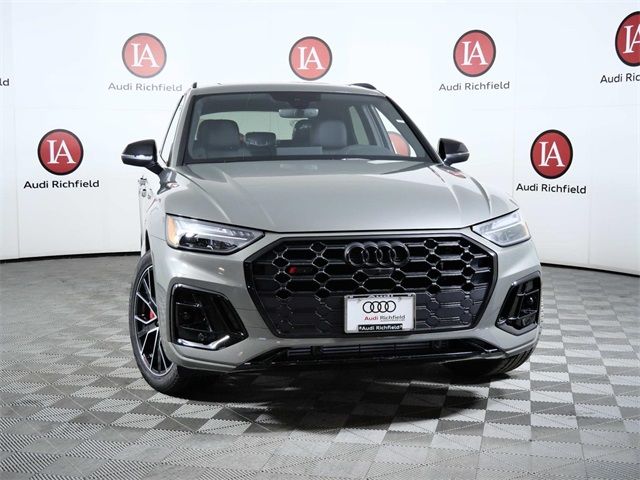 2025 Audi SQ5 Premium Plus