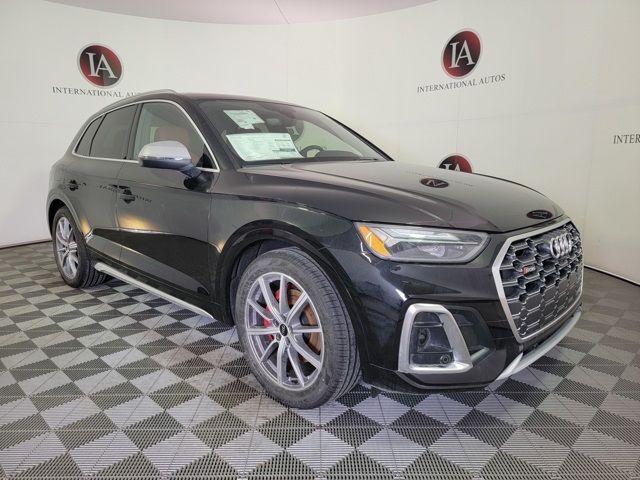 2025 Audi SQ5 Premium Plus