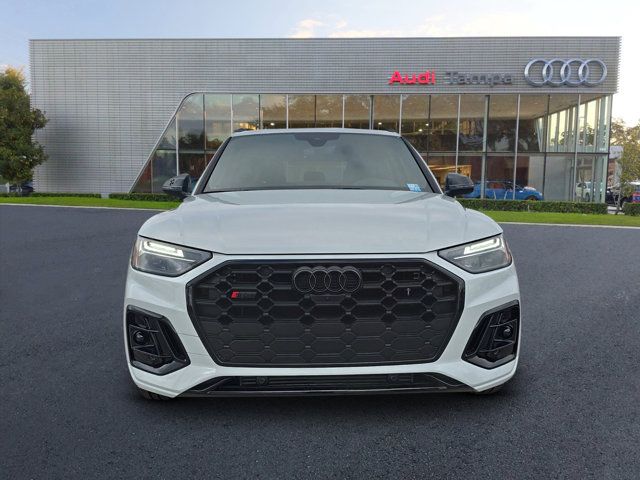 2025 Audi SQ5 Premium Plus