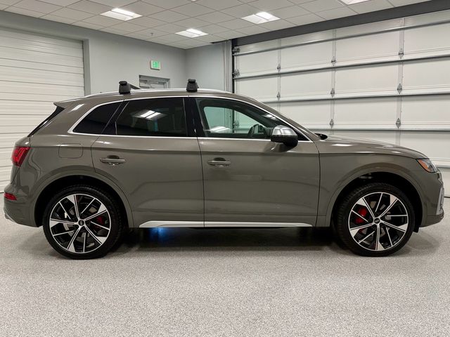 2025 Audi SQ5 Premium Plus