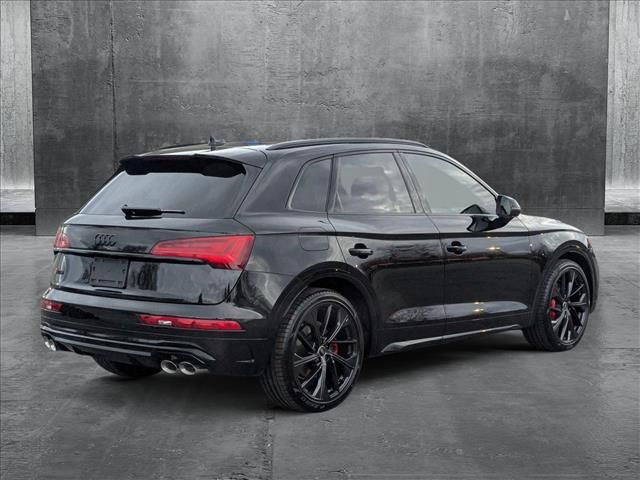 2025 Audi SQ5 Premium Plus