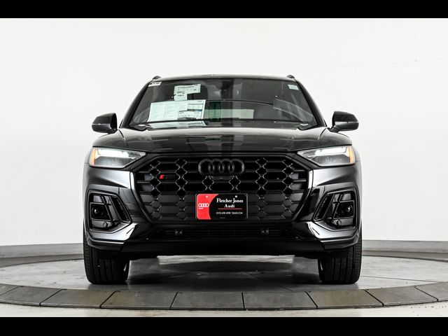 2025 Audi SQ5 Premium Plus