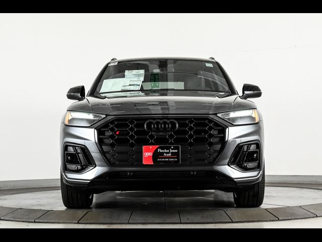 2025 Audi SQ5 Premium Plus