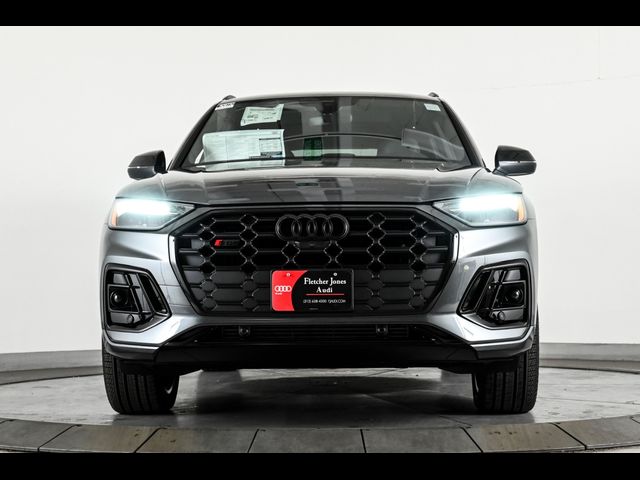 2025 Audi SQ5 Premium Plus