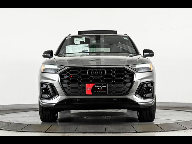 2025 Audi SQ5 Premium Plus