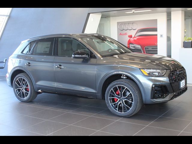 2025 Audi SQ5 Premium Plus