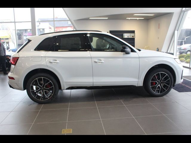 2025 Audi SQ5 Premium Plus