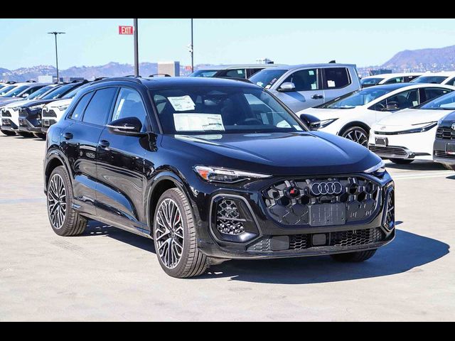 2025 Audi SQ5 Prestige
