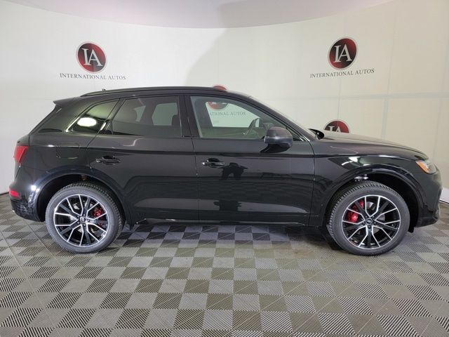 2025 Audi SQ5 Prestige