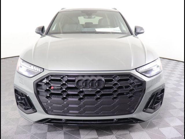 2025 Audi SQ5 Prestige