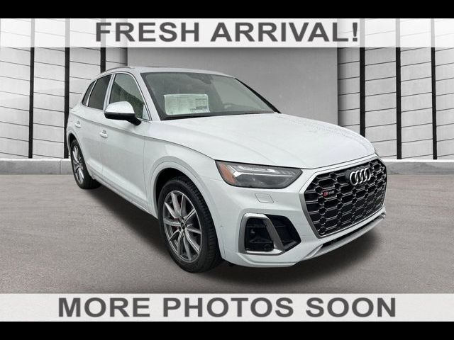 2025 Audi SQ5 Prestige