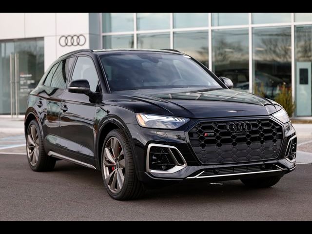 2025 Audi SQ5 Prestige