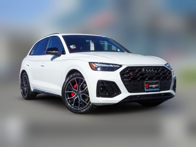 2025 Audi SQ5 Prestige